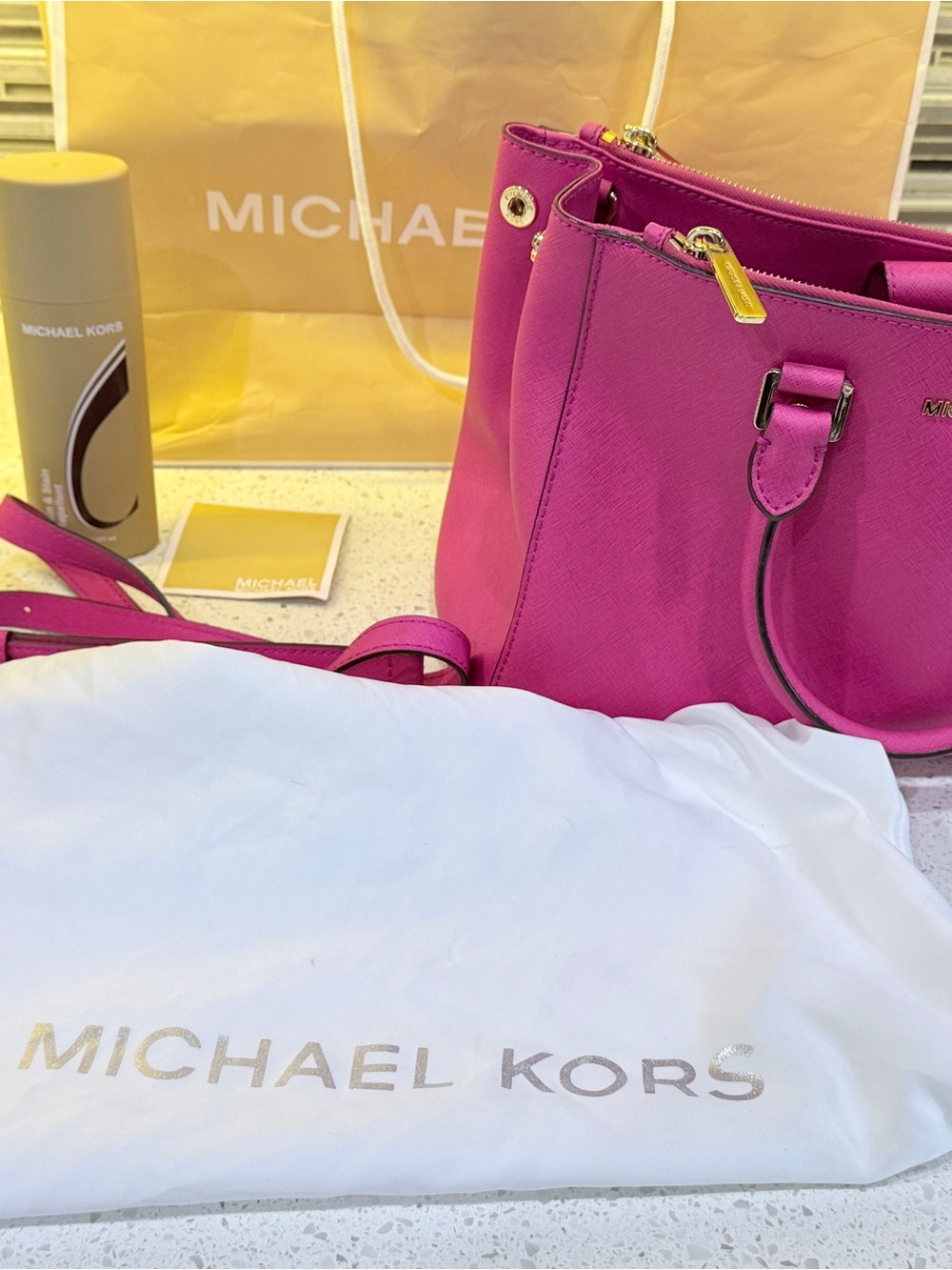Michael Kors Hot Pink Saffiano Satchel with Gold Hardware - Picture 4 of 12